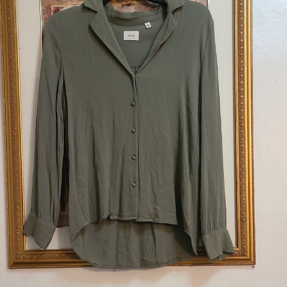 WILFRED ARITZIA LONG SLEEVE OLIVE GREEN TOP SIZE S